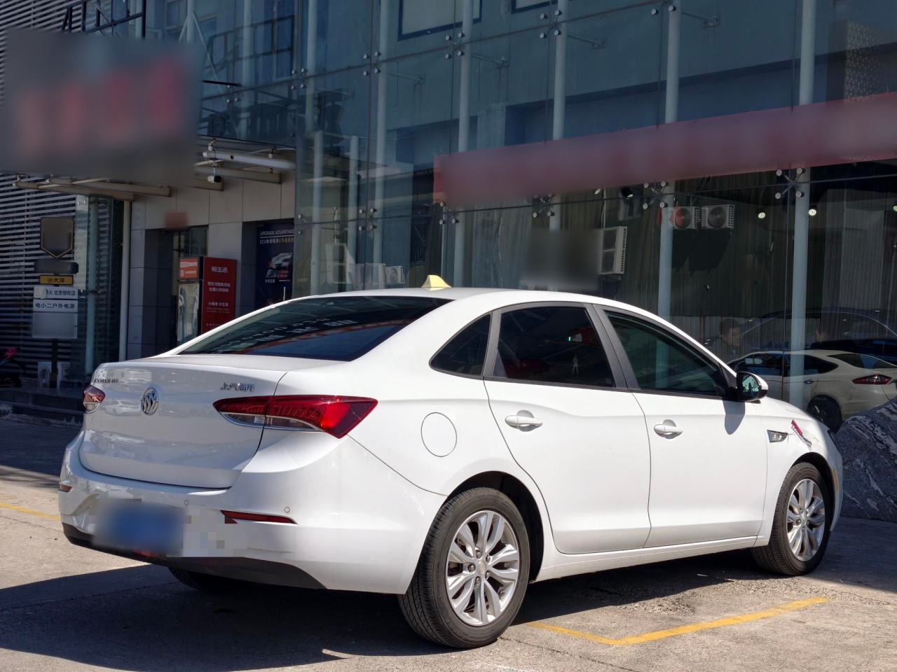 Excelle 2021 Facelift Classic 1.5L AT Progressive photo 4