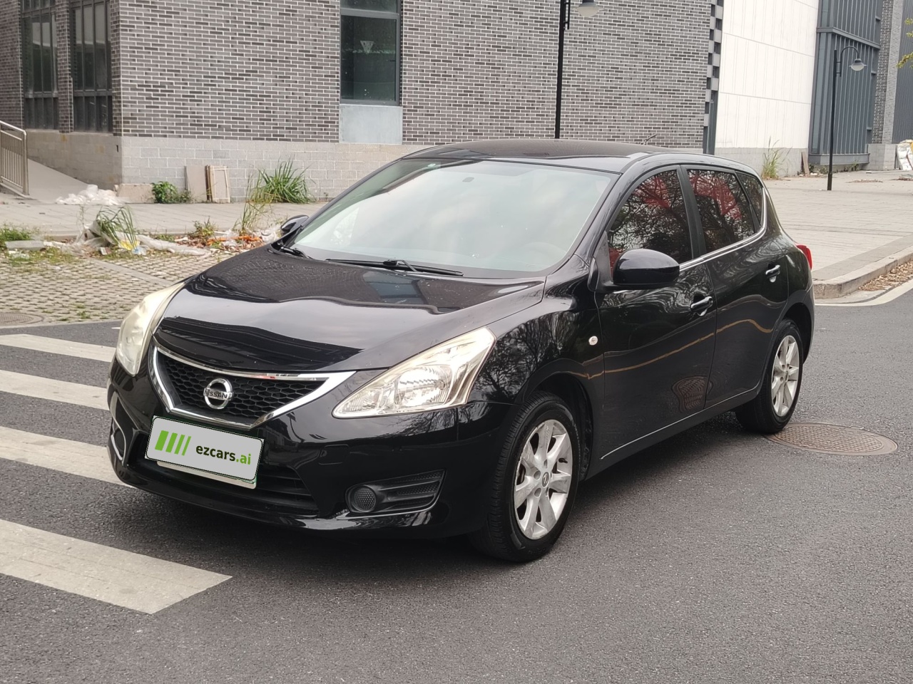 Tiida 2014 1.6L CVT Comfort