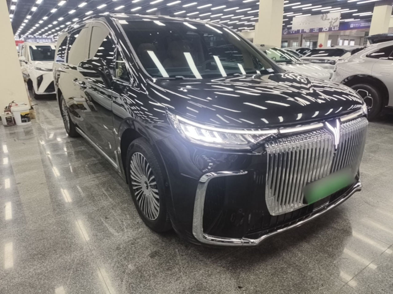 Voyah Dreamer 2025 PHEV AWD Excellence photo 5