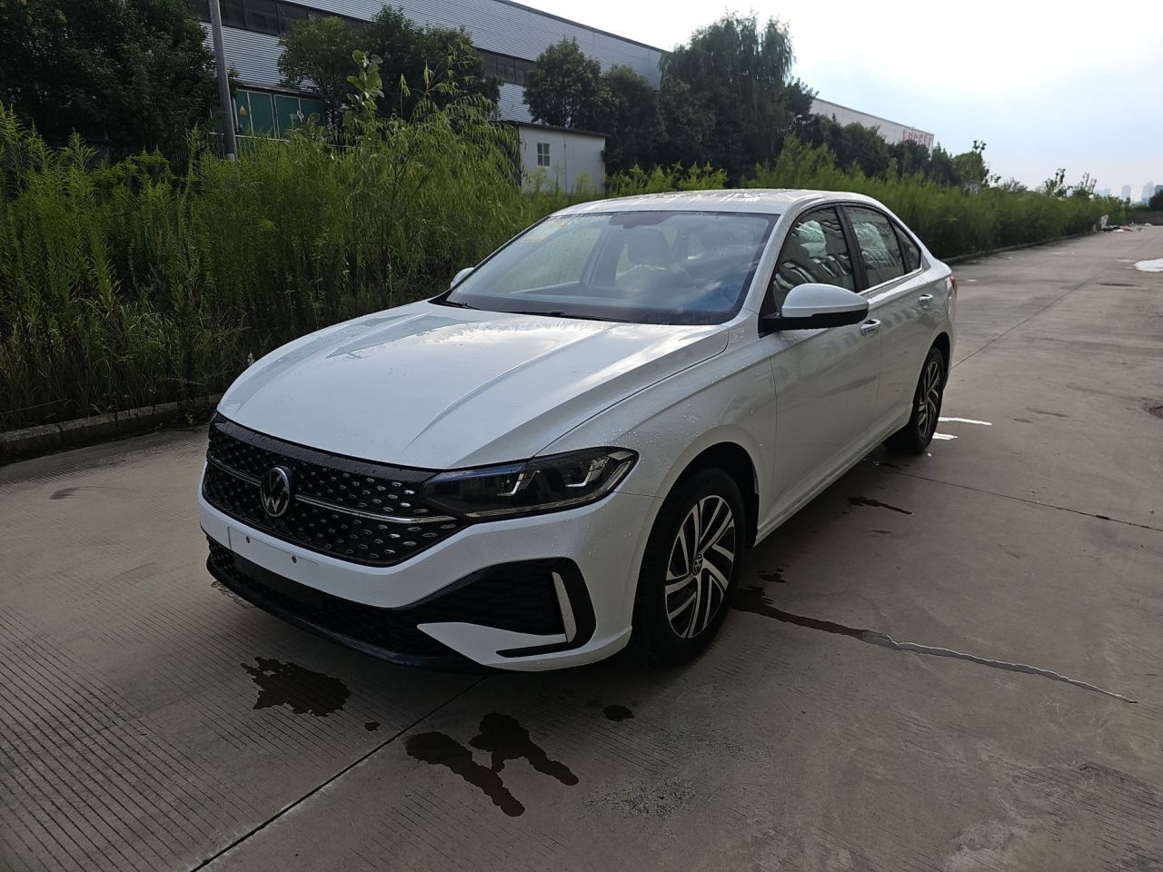 Lavida 2026 1.5L AT