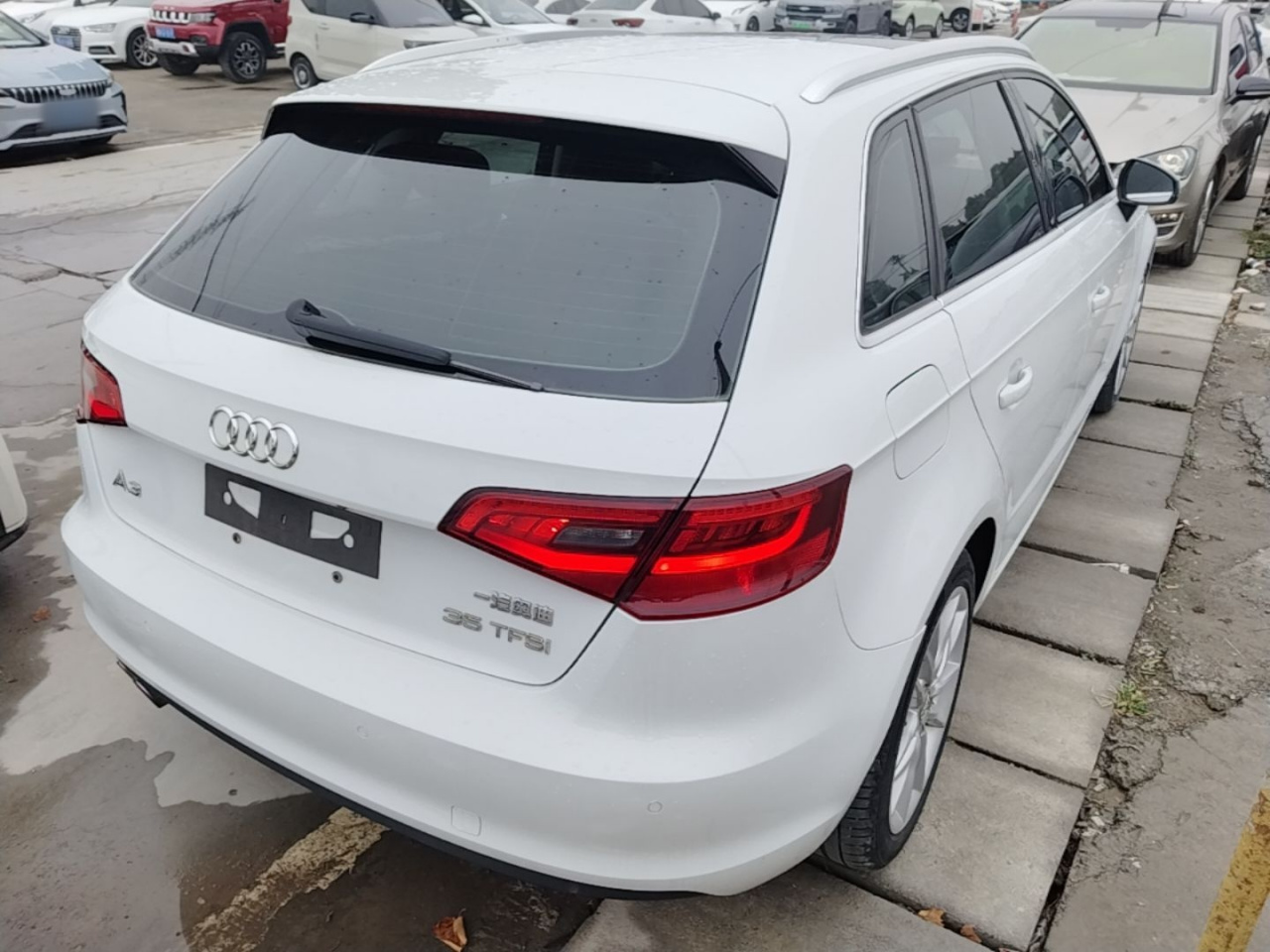 A3 2016 Sportback 35 TFSI photo 4