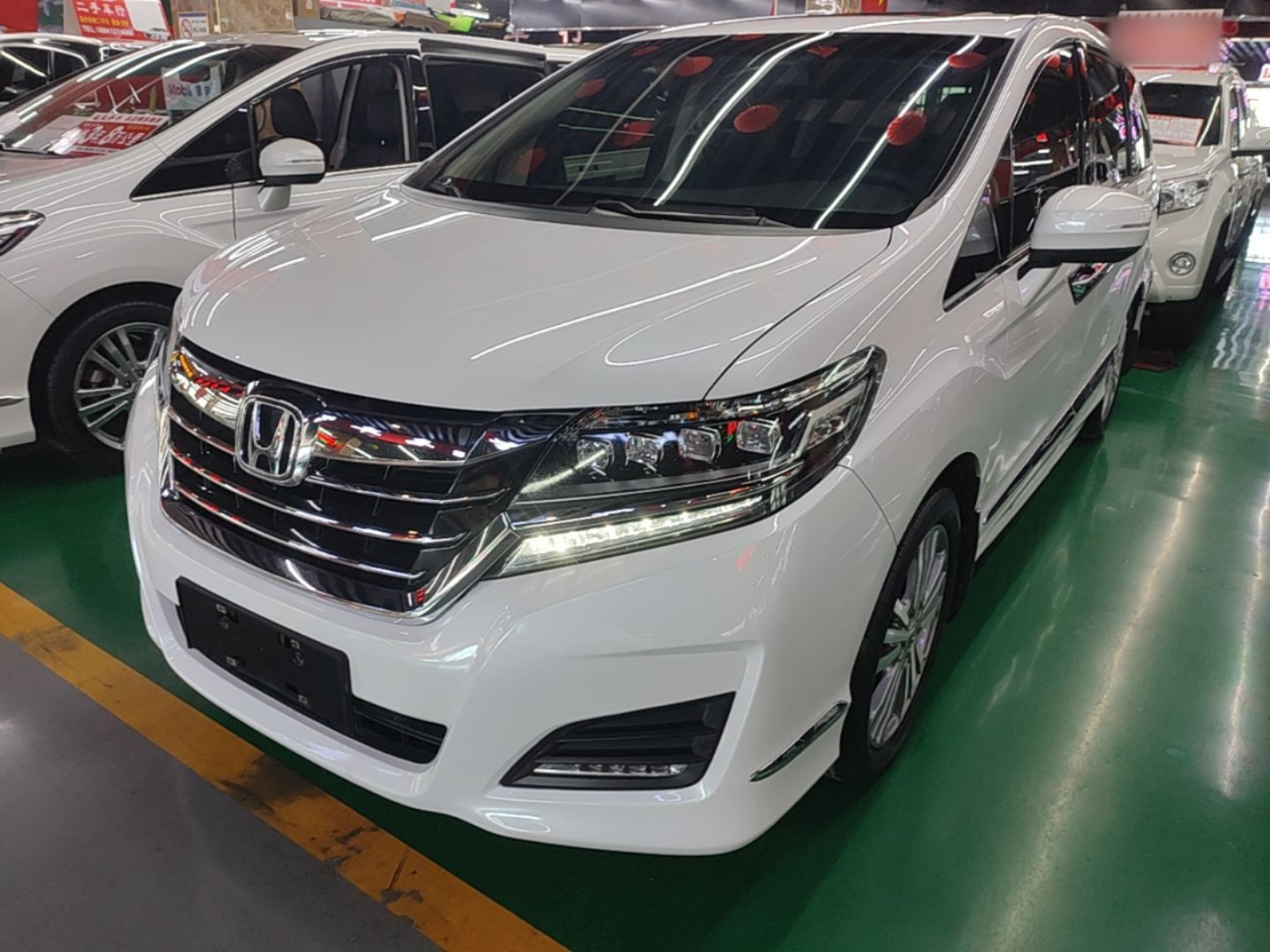 Elysion 2016 2.4L Luxury