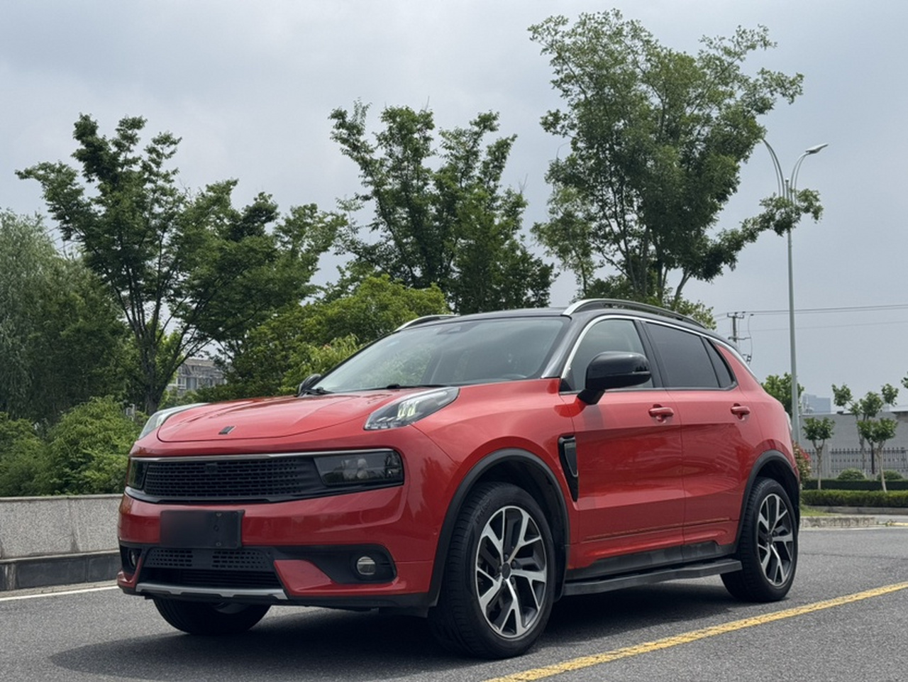 01 2017 2.0T AWD Pro