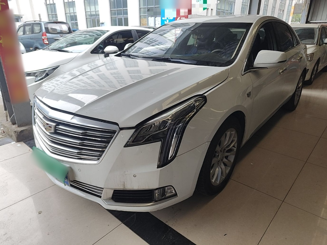 XTS 2018 28T Elite
