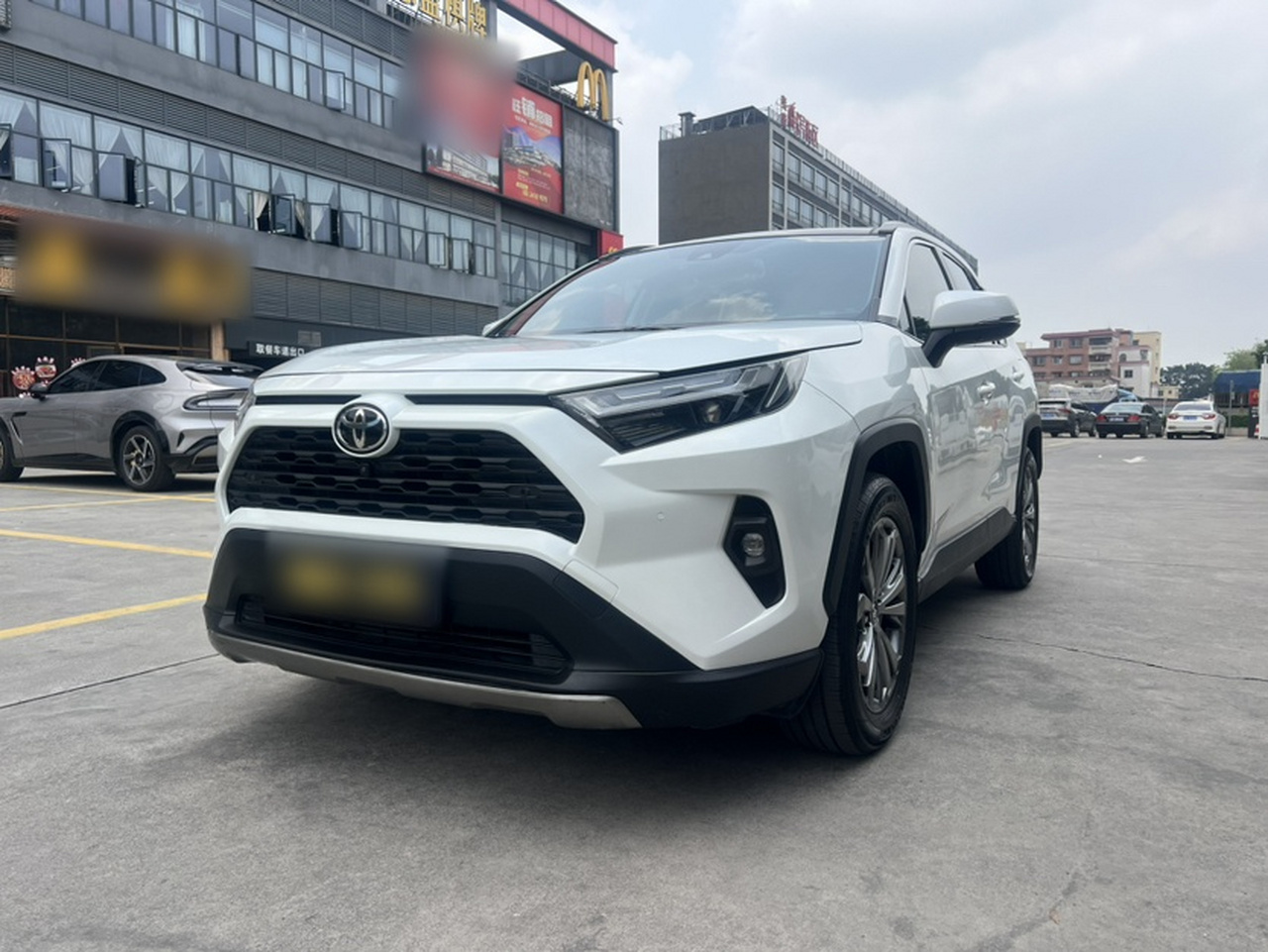 RAV4 2023 2.0L CVT RWD Plus