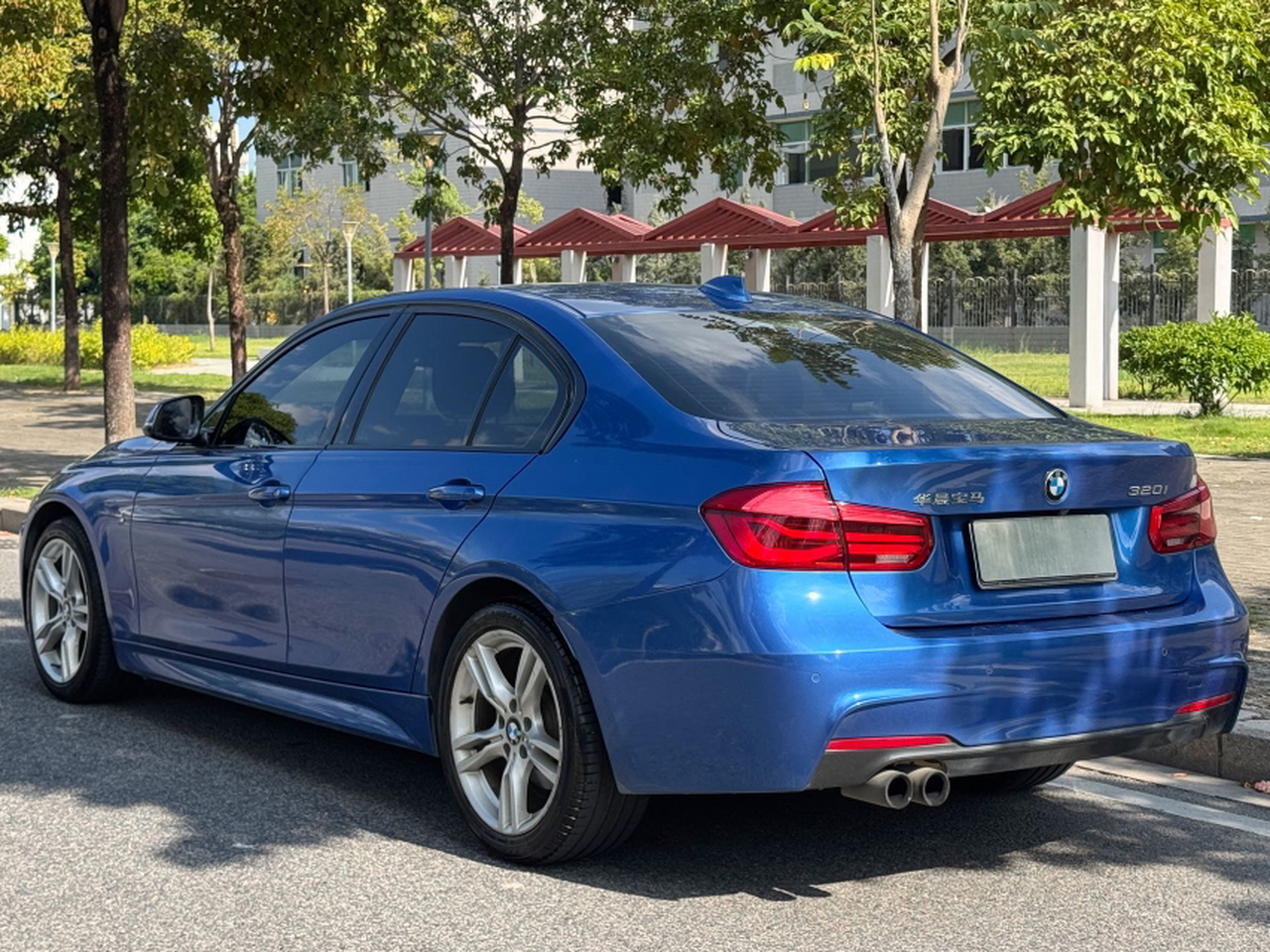 3 Series 2018 320i M Sport Package photo 3