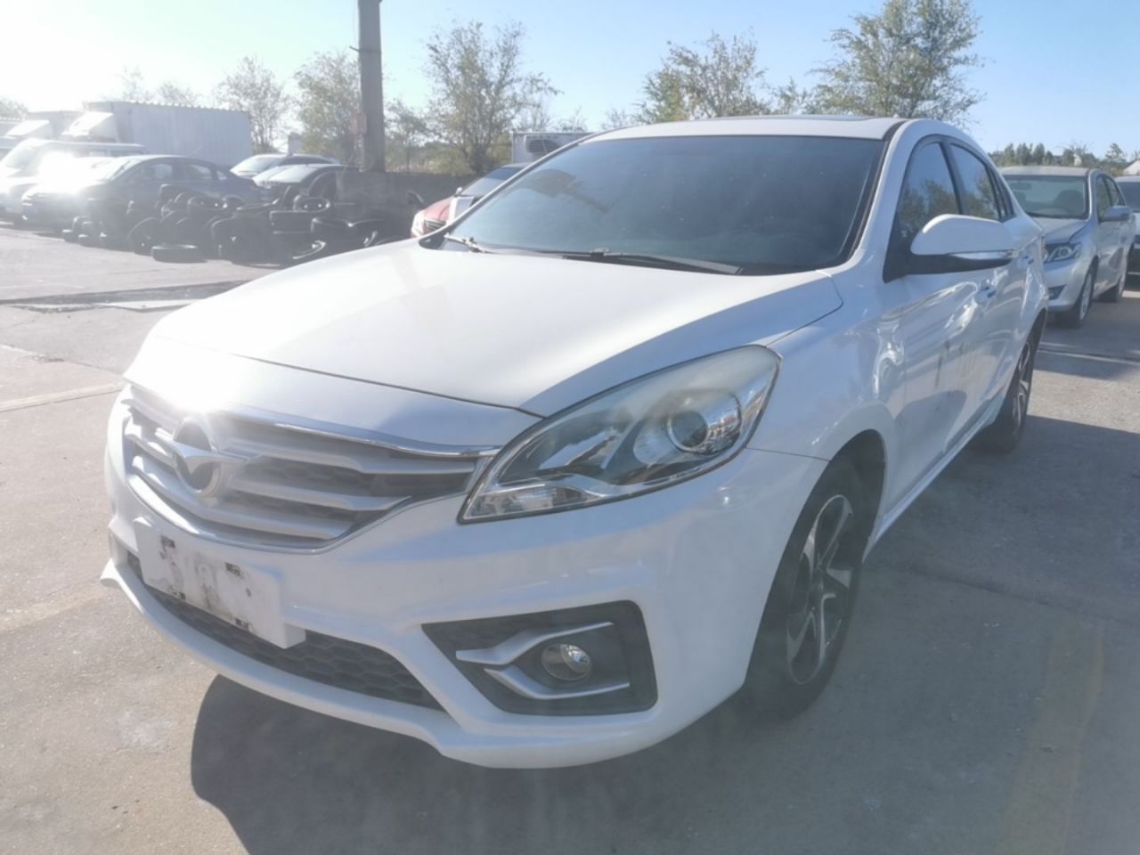 Haima 2017 1.6L MT Luxury