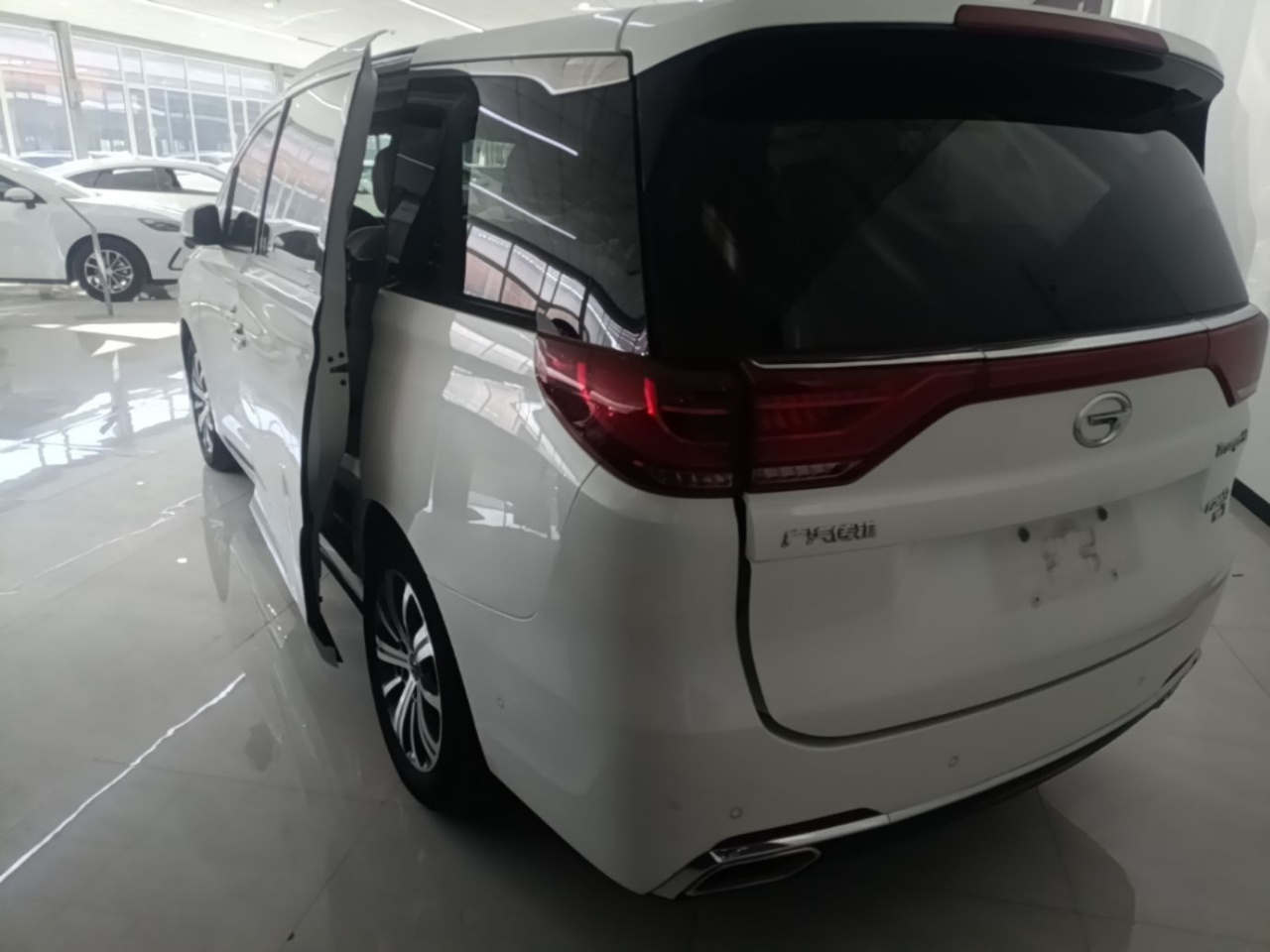 GAC Trumpchi M8 2018 320T Flagship photo 4