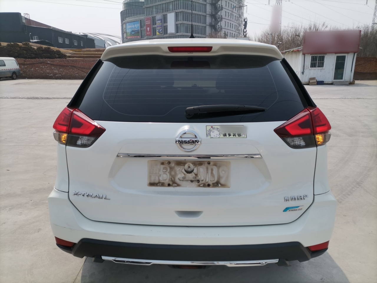 X-Trail 2017 2.0L CVT Comfort 2WD photo 3