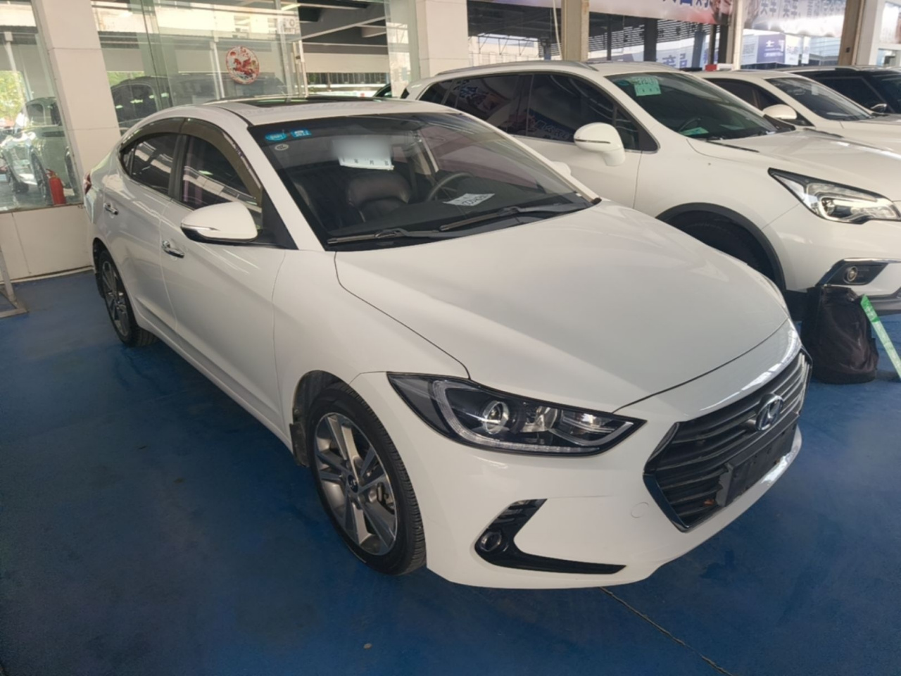 Elantra 2016 1.6L AT Smart Elite photo 3