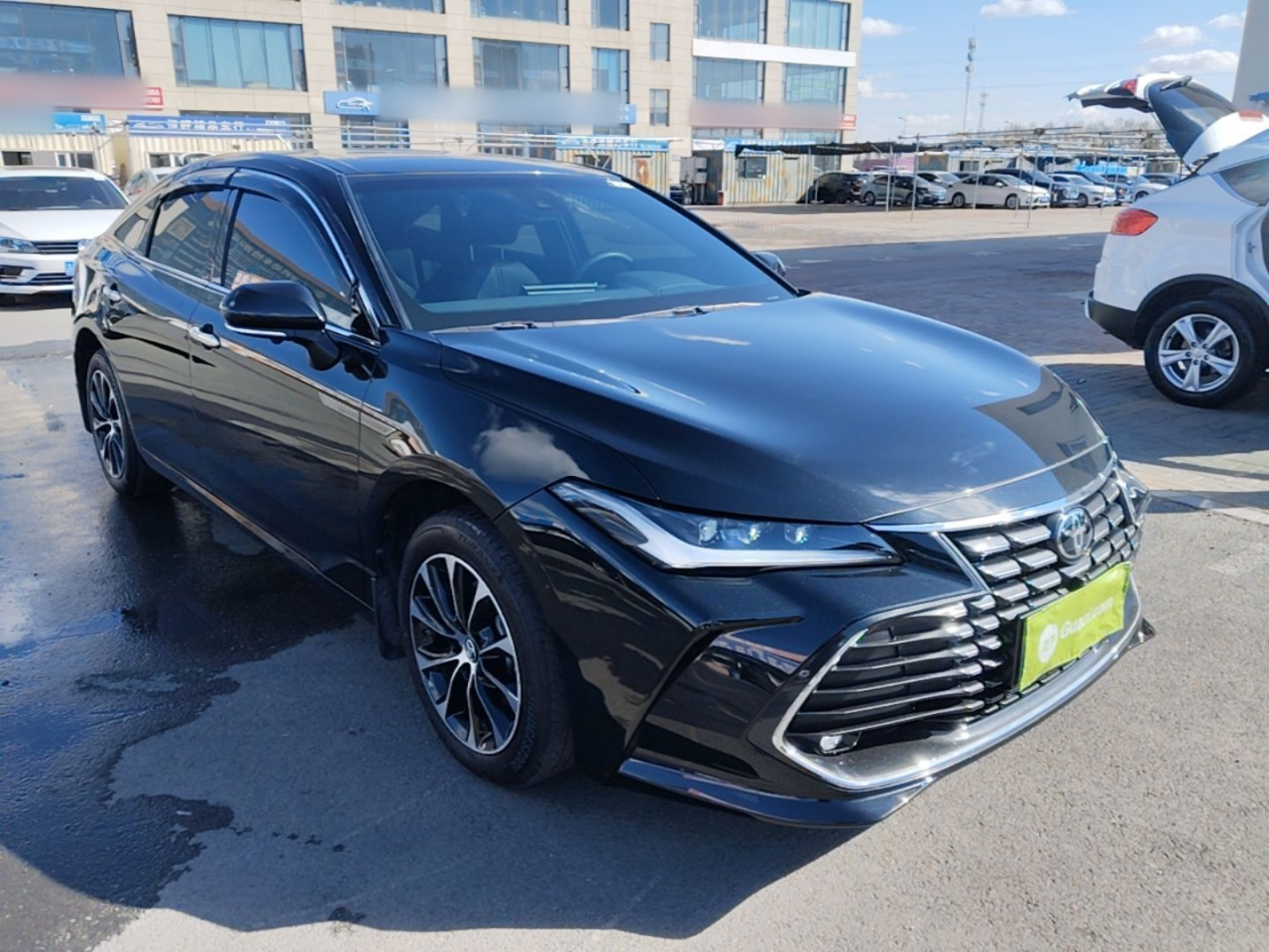 Avalon 2023 2.0L Luxury photo 3