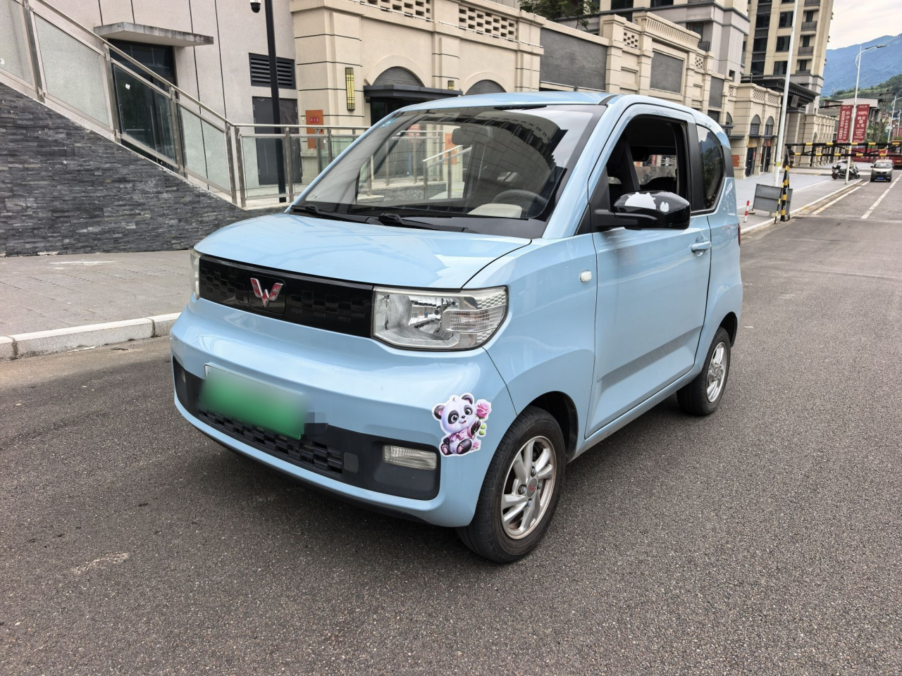 Hongguang MINIEV 2020 NCM