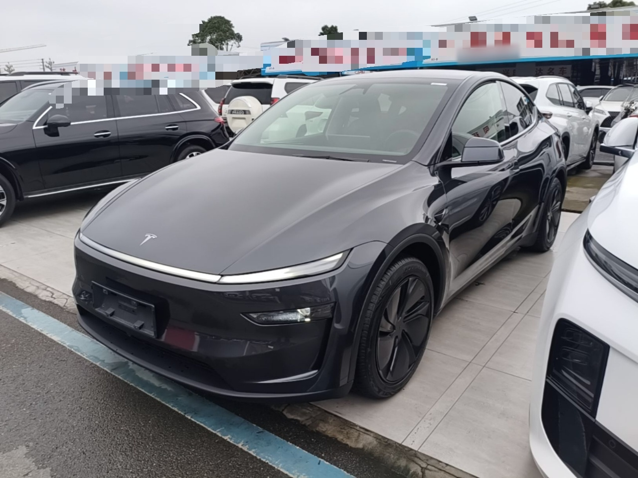 Model Y 2025 RWD