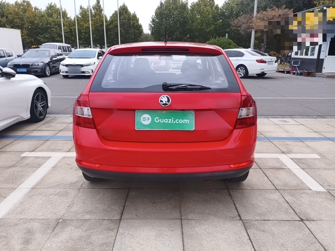 Rapid Spaceback 2016 Facelift 1.6L AT photo 5