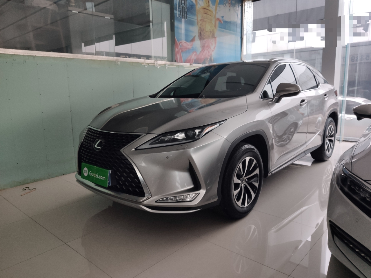RX 2020 Facelift 300 RWD Elite