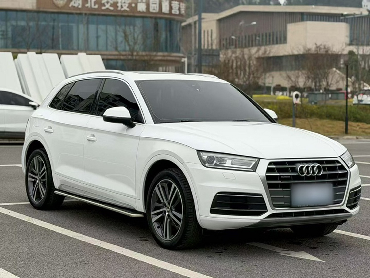 Q5L 2020 Facelift 40 TFSI Progressive photo 4