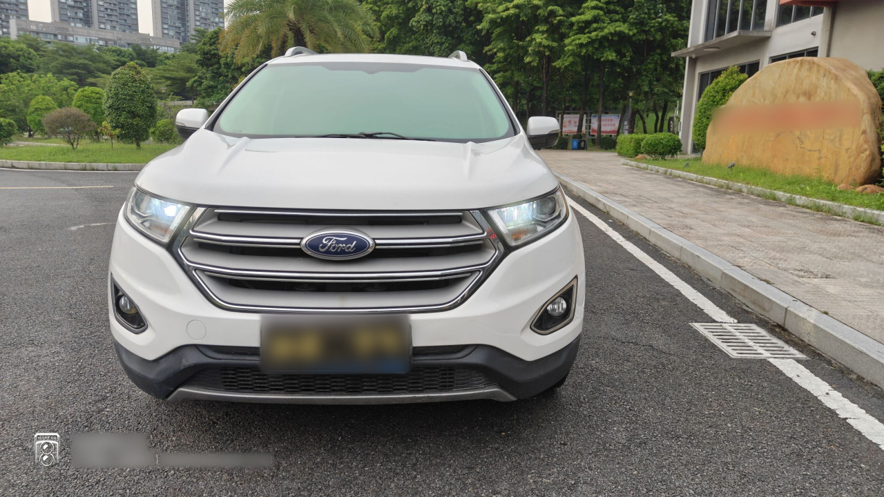 Edge 2016 EcoBoost 245 RWD 5-Seater photo 2