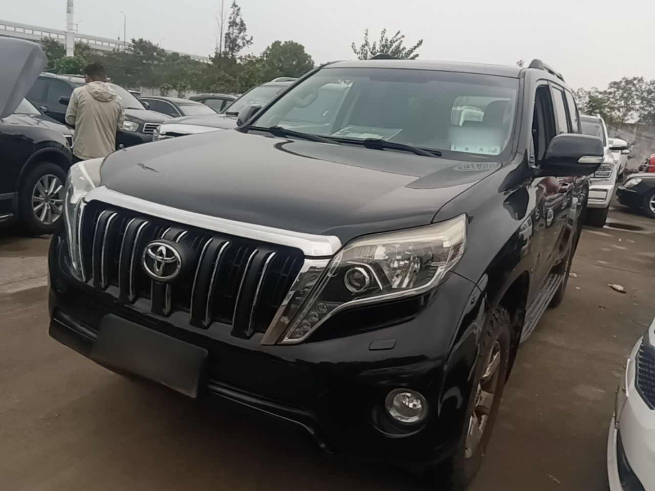 Prado 2016 2.7L AT Luxury