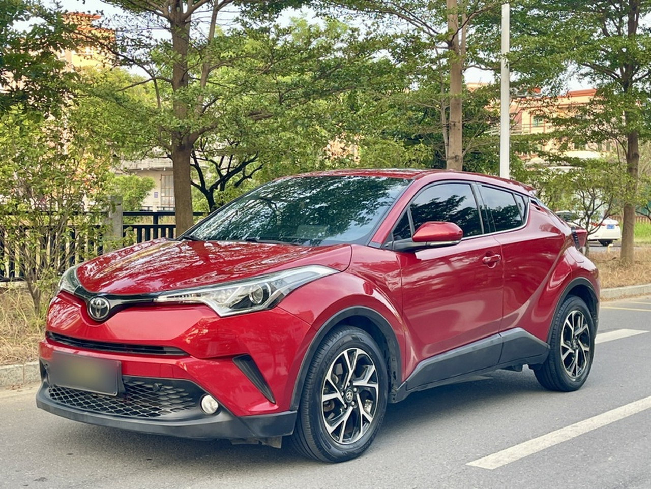 C-HR 2020 2.0L Leading