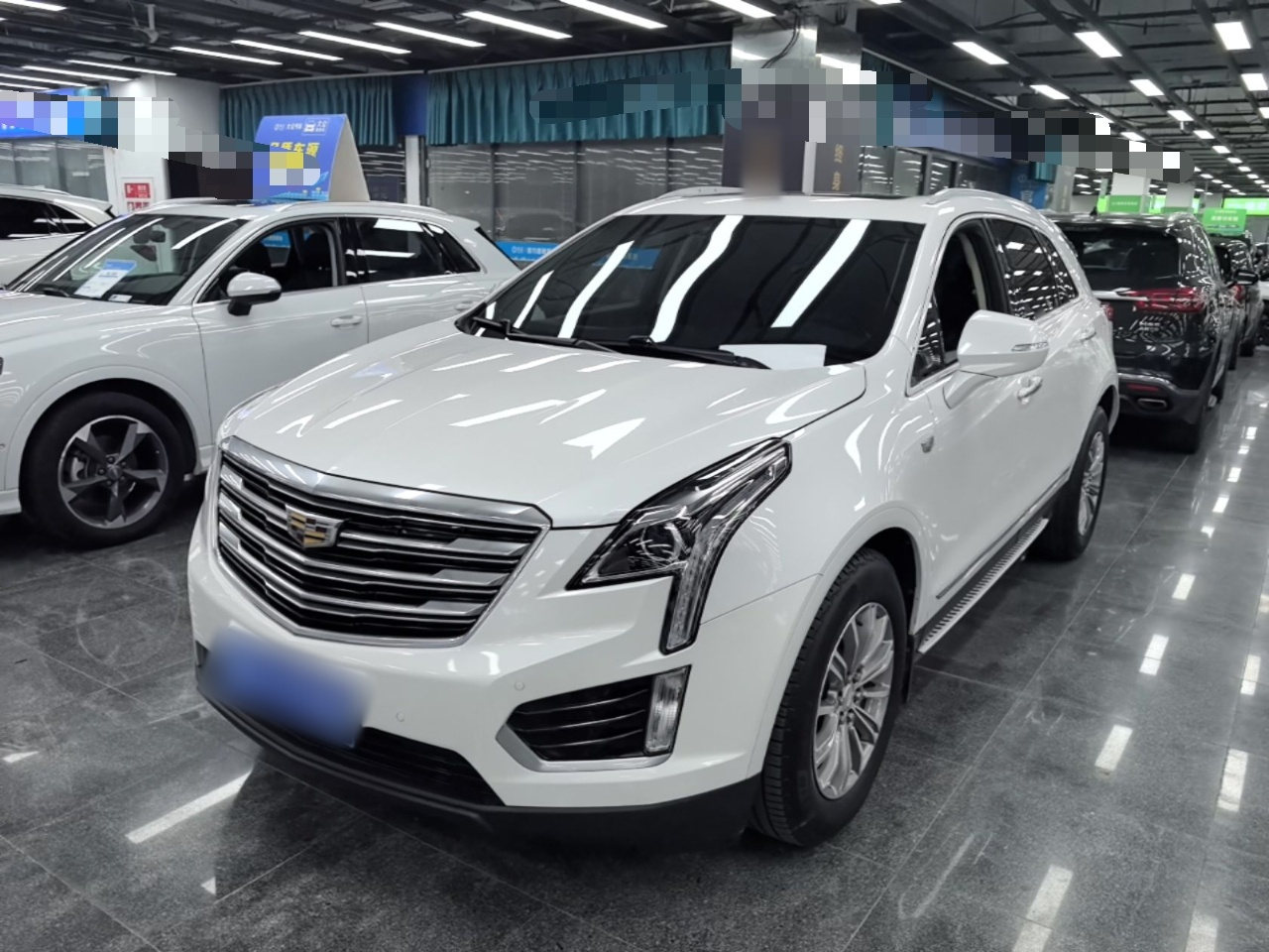 XT5 2018 25T Luxury
