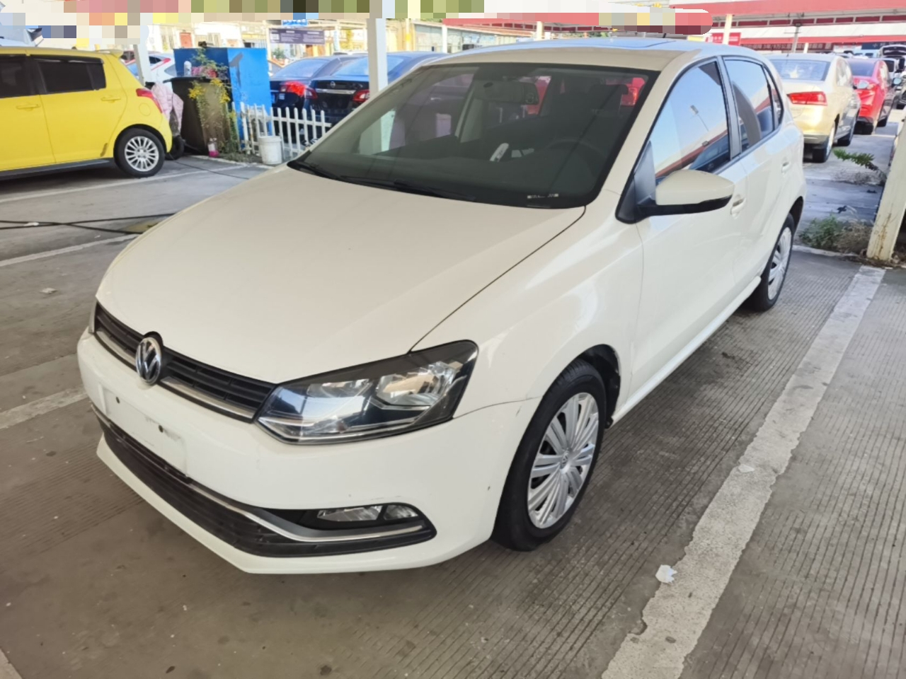Polo 2016 1.6L AT Comfort