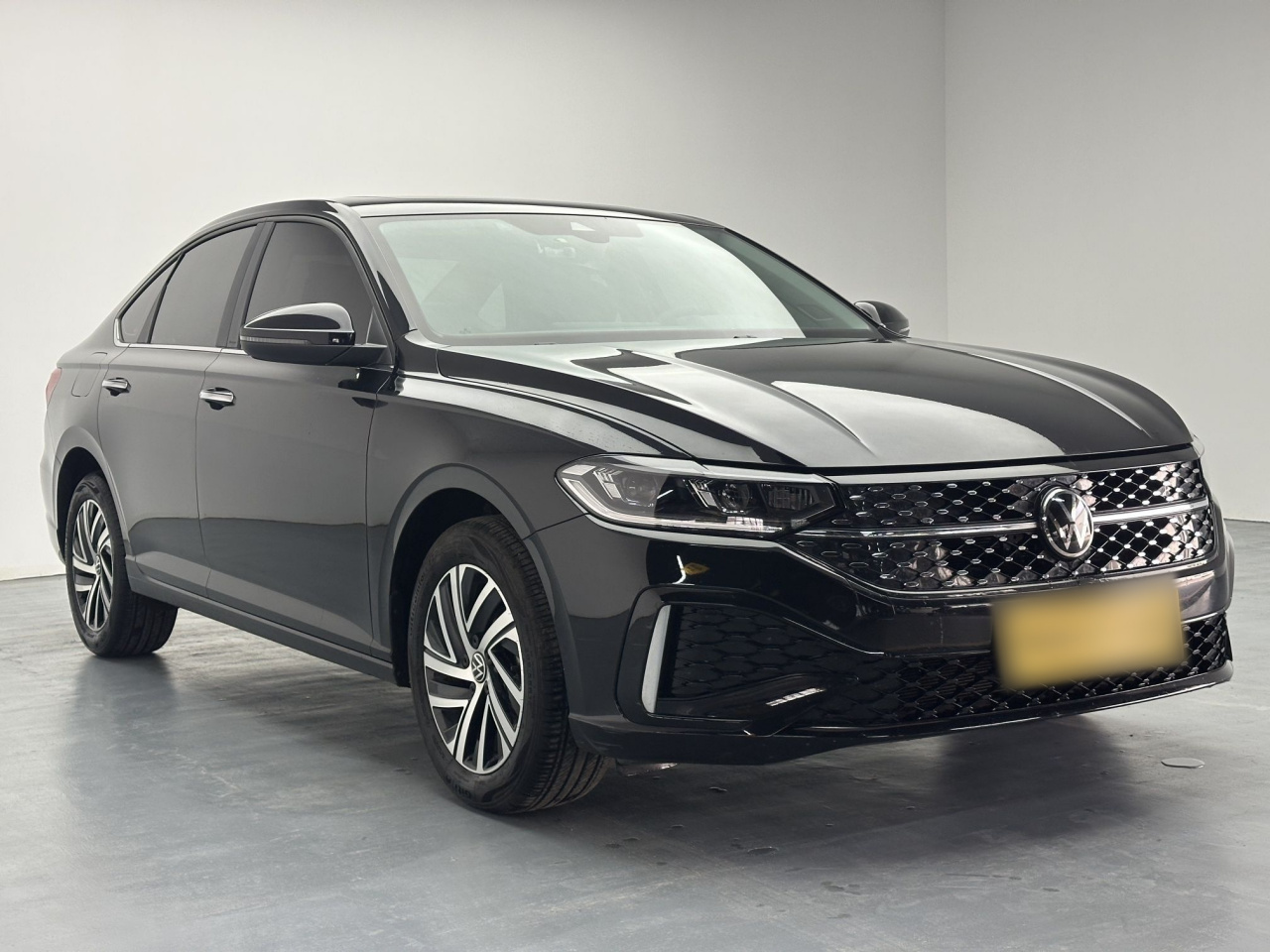 Lavida 2024 1.5L AT photo 3