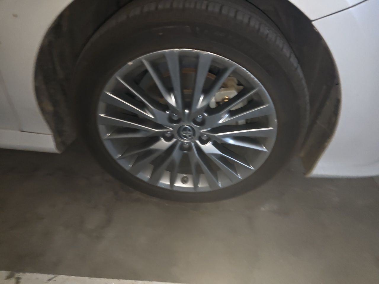 Camry 2019 Hybrid 2.5HG Luxury China V photo 5