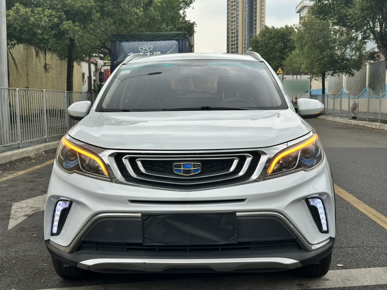 Vision X3 2017 1.5L AT Elite photo 3