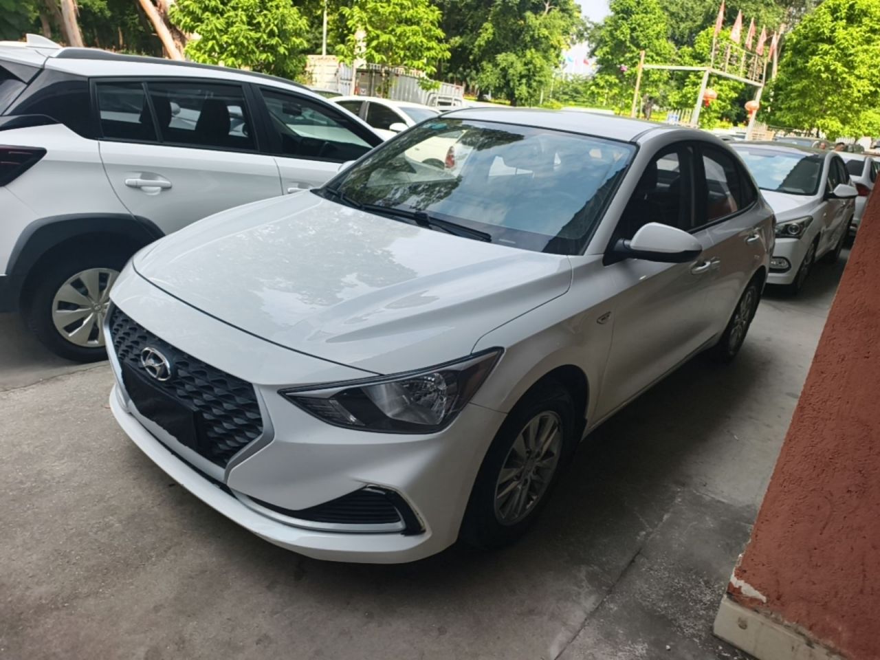 Dynamic 2020 1.6L AT GL
