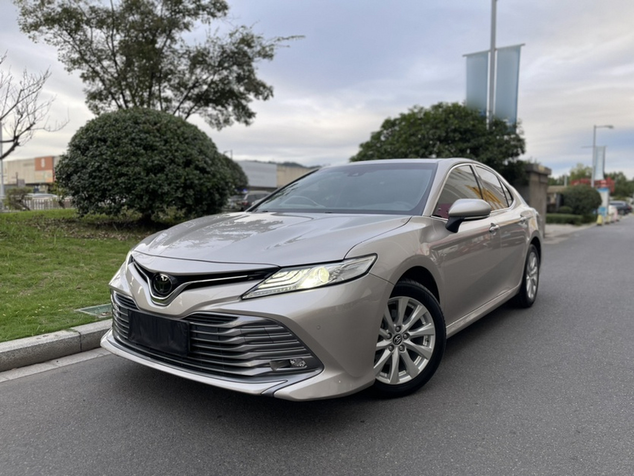Camry 2019 2.0G Luxury China VI