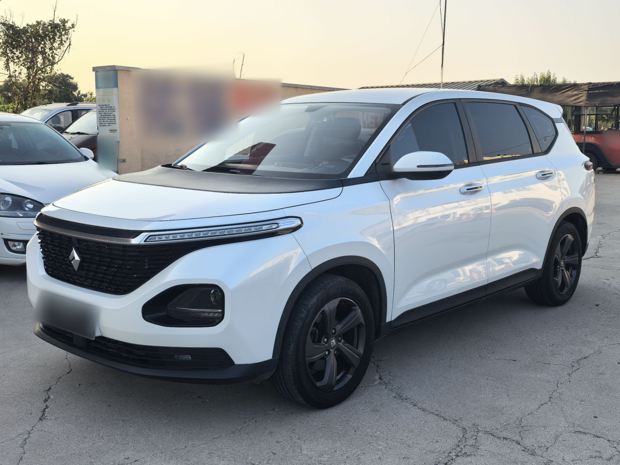RM-5 2019 1.5T CVT 24 Elite 7-Seater photo 4