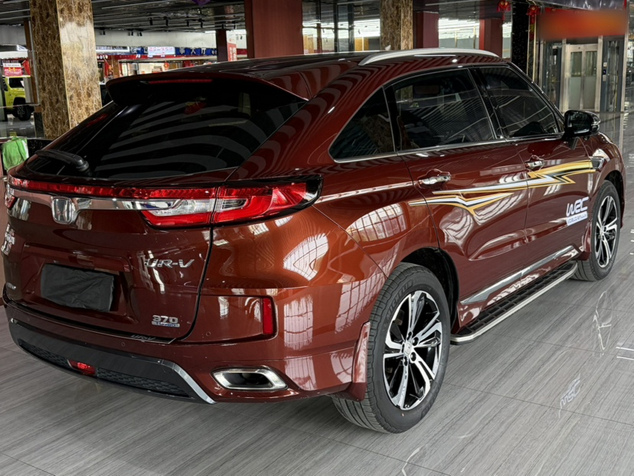 UR-V 2017 370TURBO AWD Exclusive China V photo 4