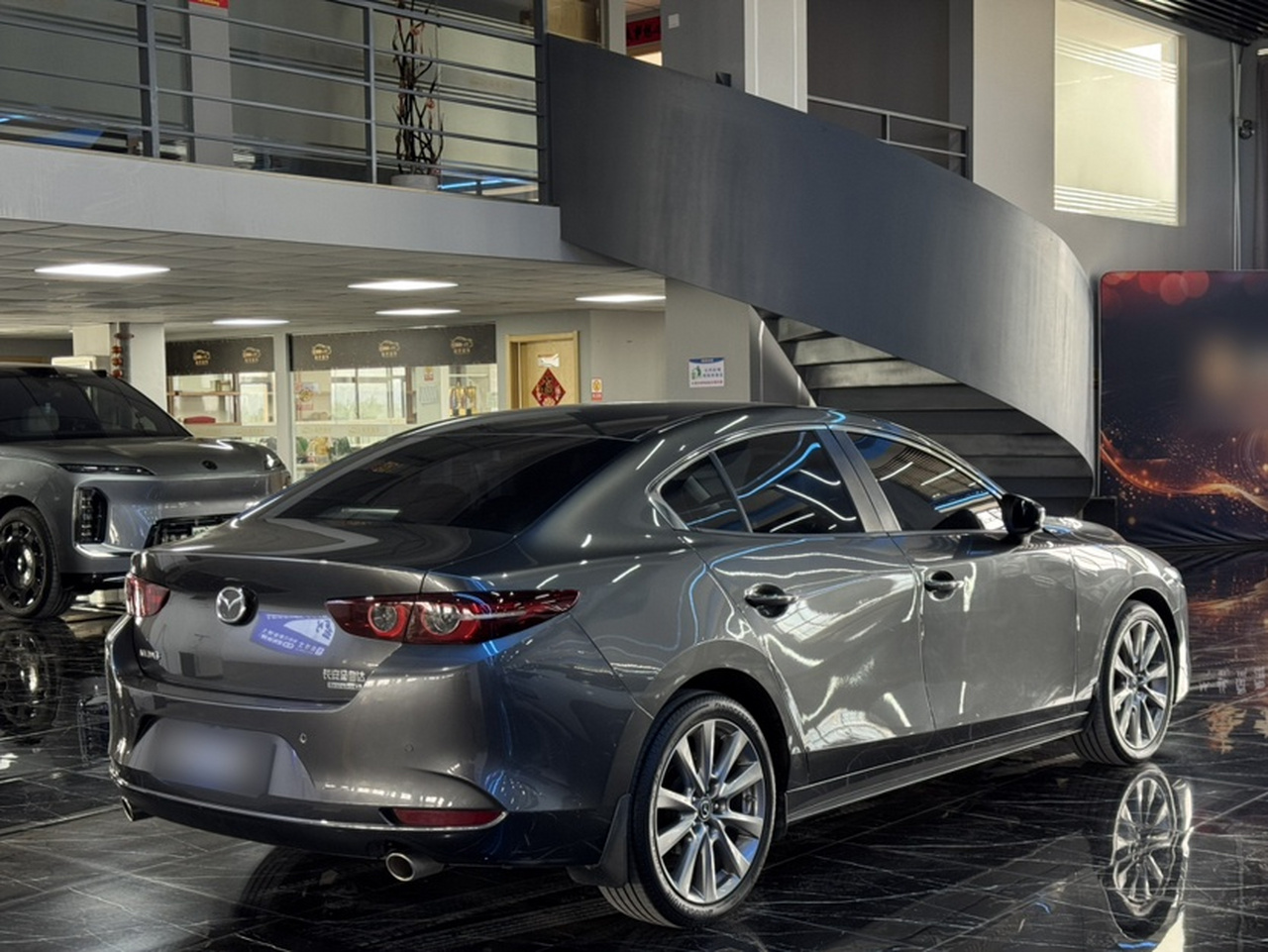 3 Axela 2021 2.0L AT photo 2