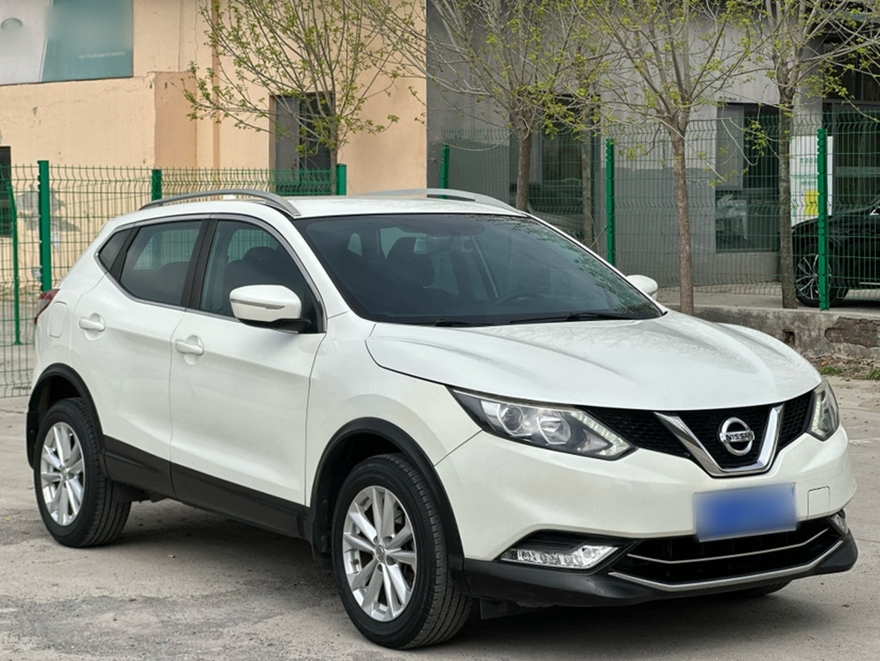 Qashqai 2016 2.0L CVT Elite photo 3
