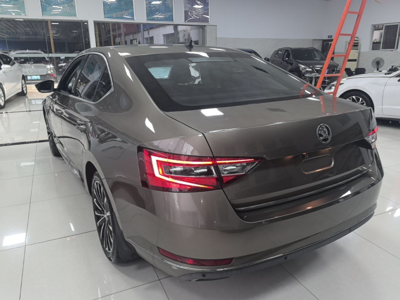 Superb 2018 TSI330 DSG Luxury China V photo 4