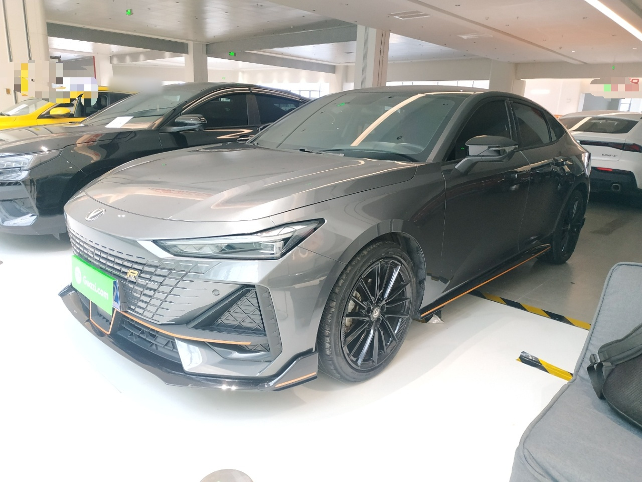 UNI-V 2022 1.5T Sport
