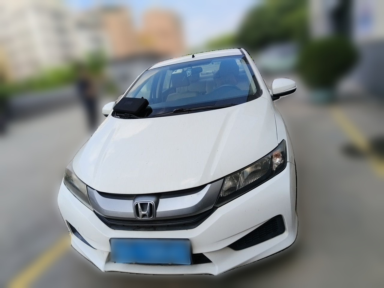 2015 1.5L CVT Comfort photo 2