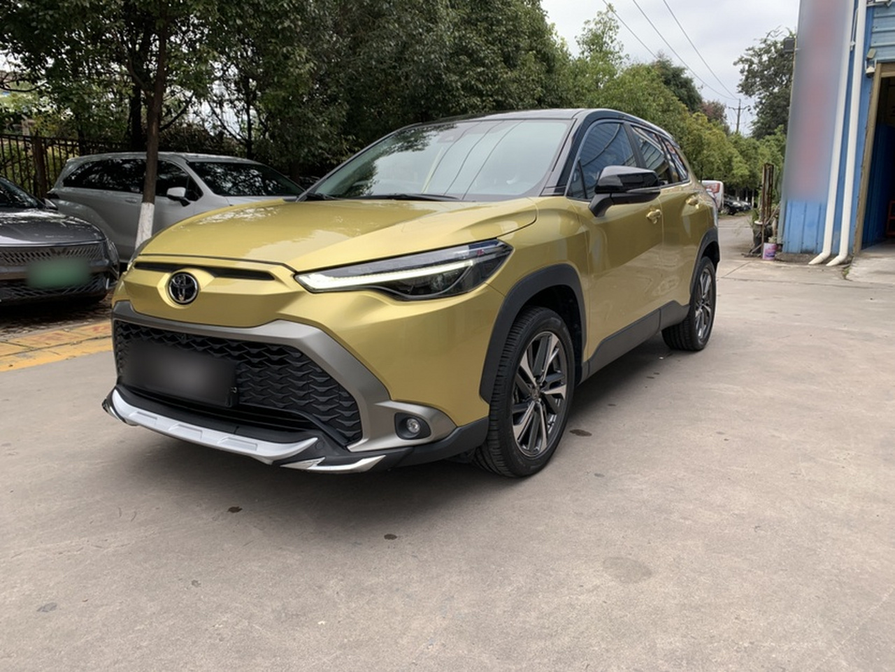 Frontlander 2022 2.0L CVT Luxury PLUS