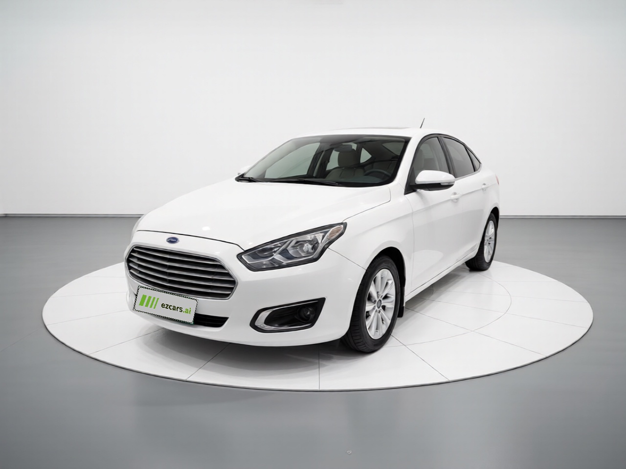Escort 2015 1.5L AT Fashion