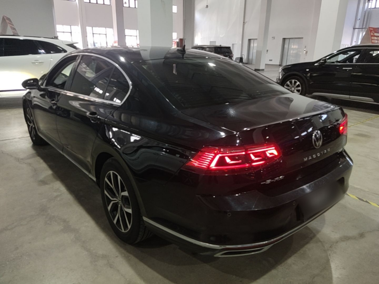 Magotan 2020 330TSI DSG Leading photo 4