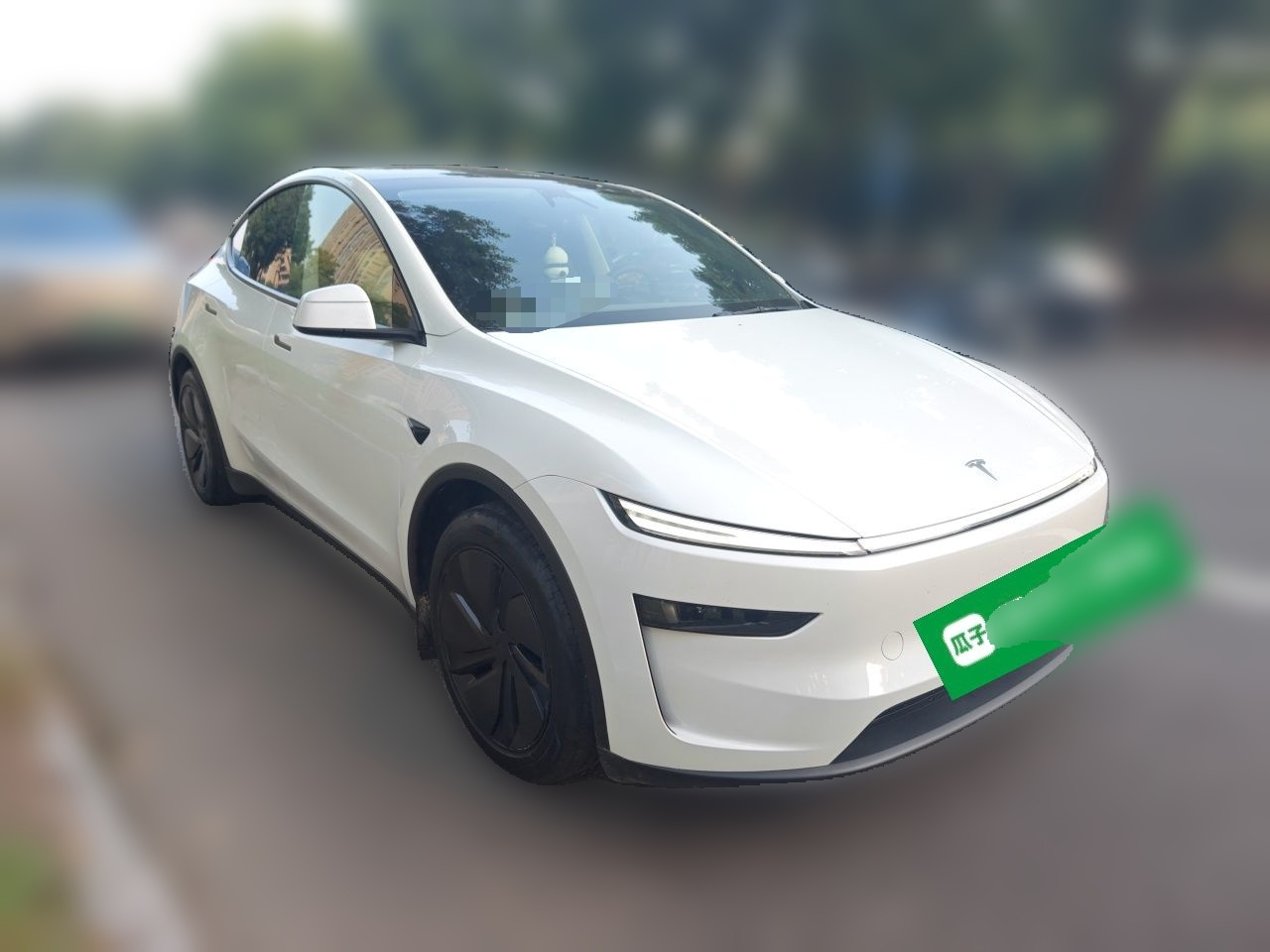 Model Y 2025 RWD photo 3