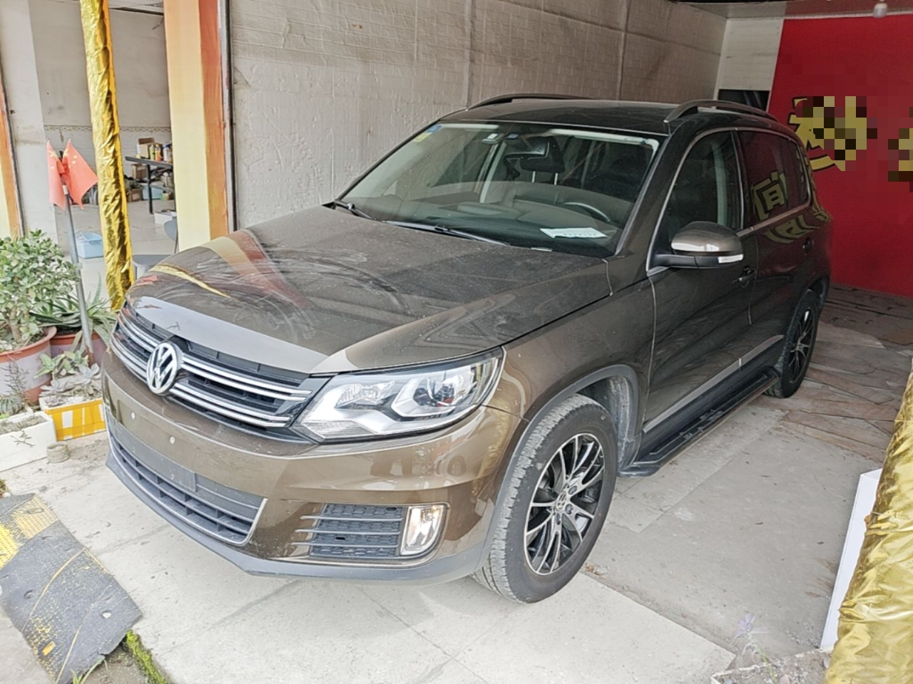 Tiguan 2015 1.8TSI AT AWD Luxury