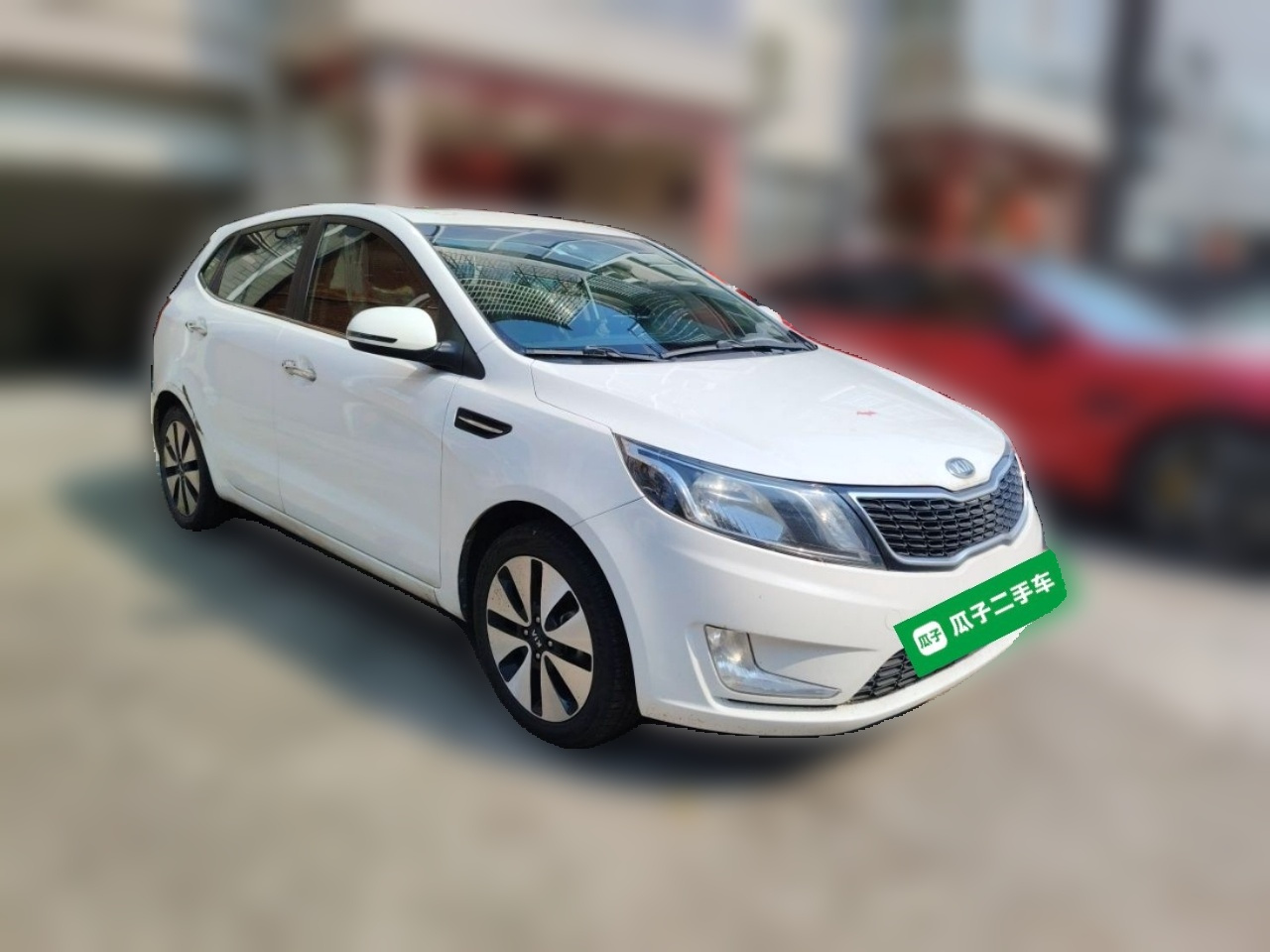 K2 2012 Hatchback 1.6L AT Premium Anniversary Edition photo 3