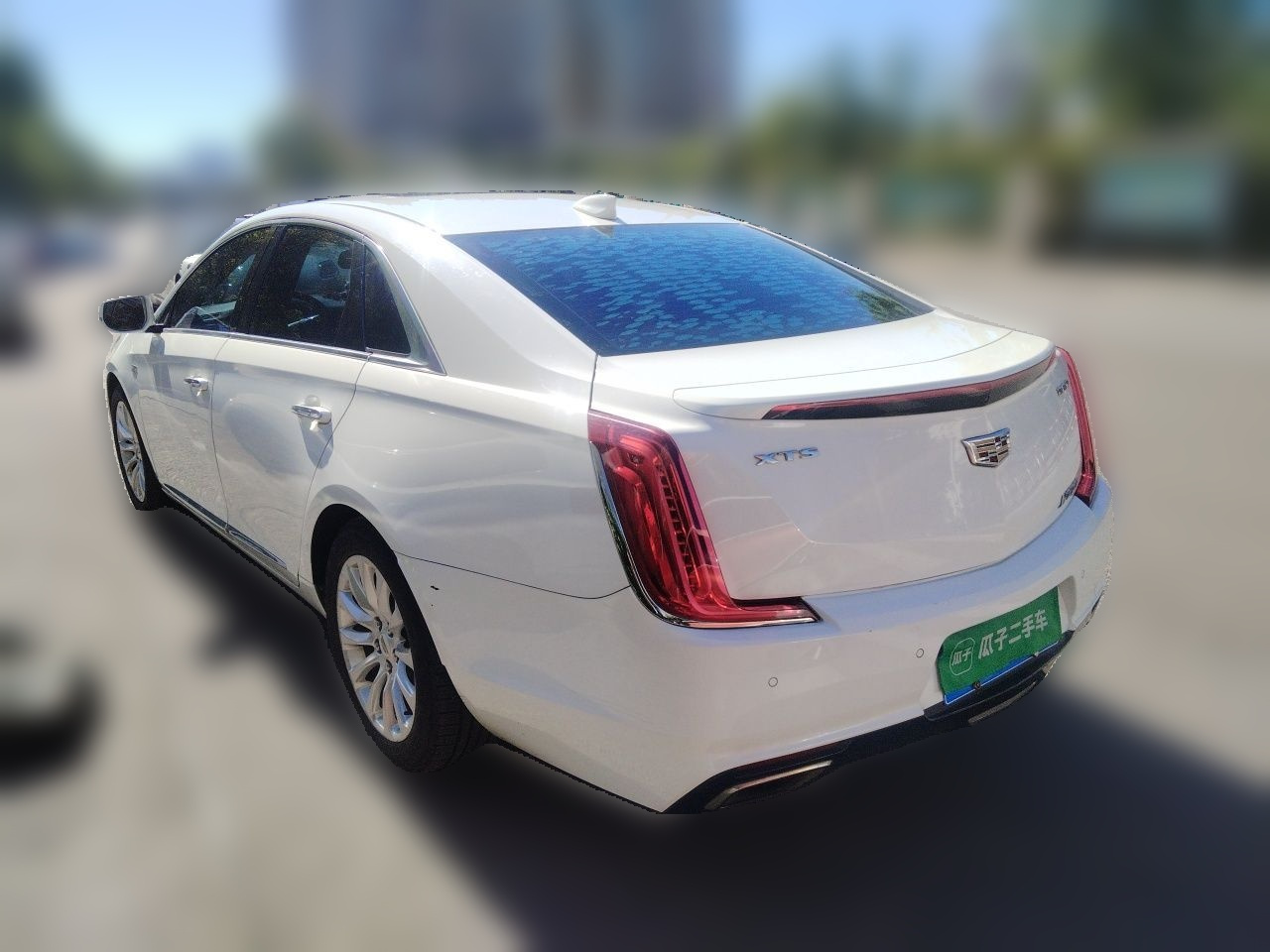 XTS 2018 28T Elite photo 4