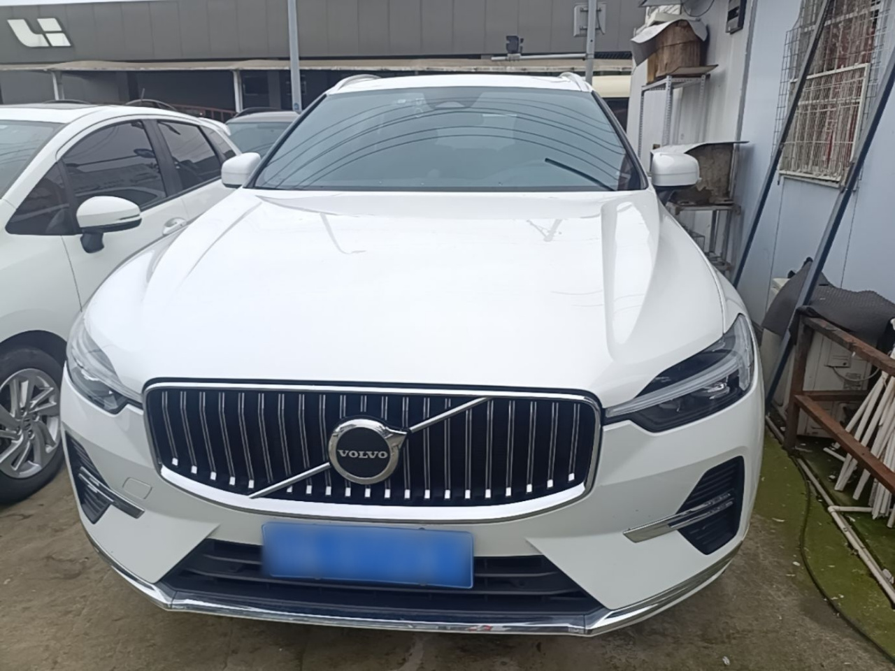 XC60 2022 B5 AWD Luxury photo 2