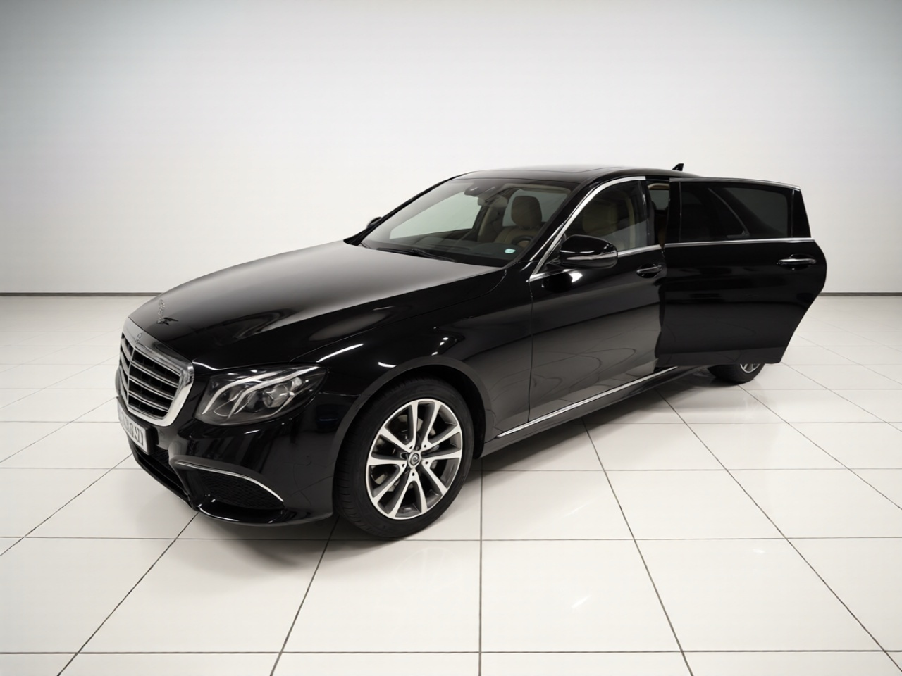 E-Class 2019 E 200 L