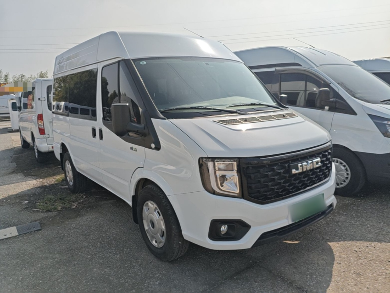 2023 2.0T MT Short Wheelbase 5-Seater photo 5