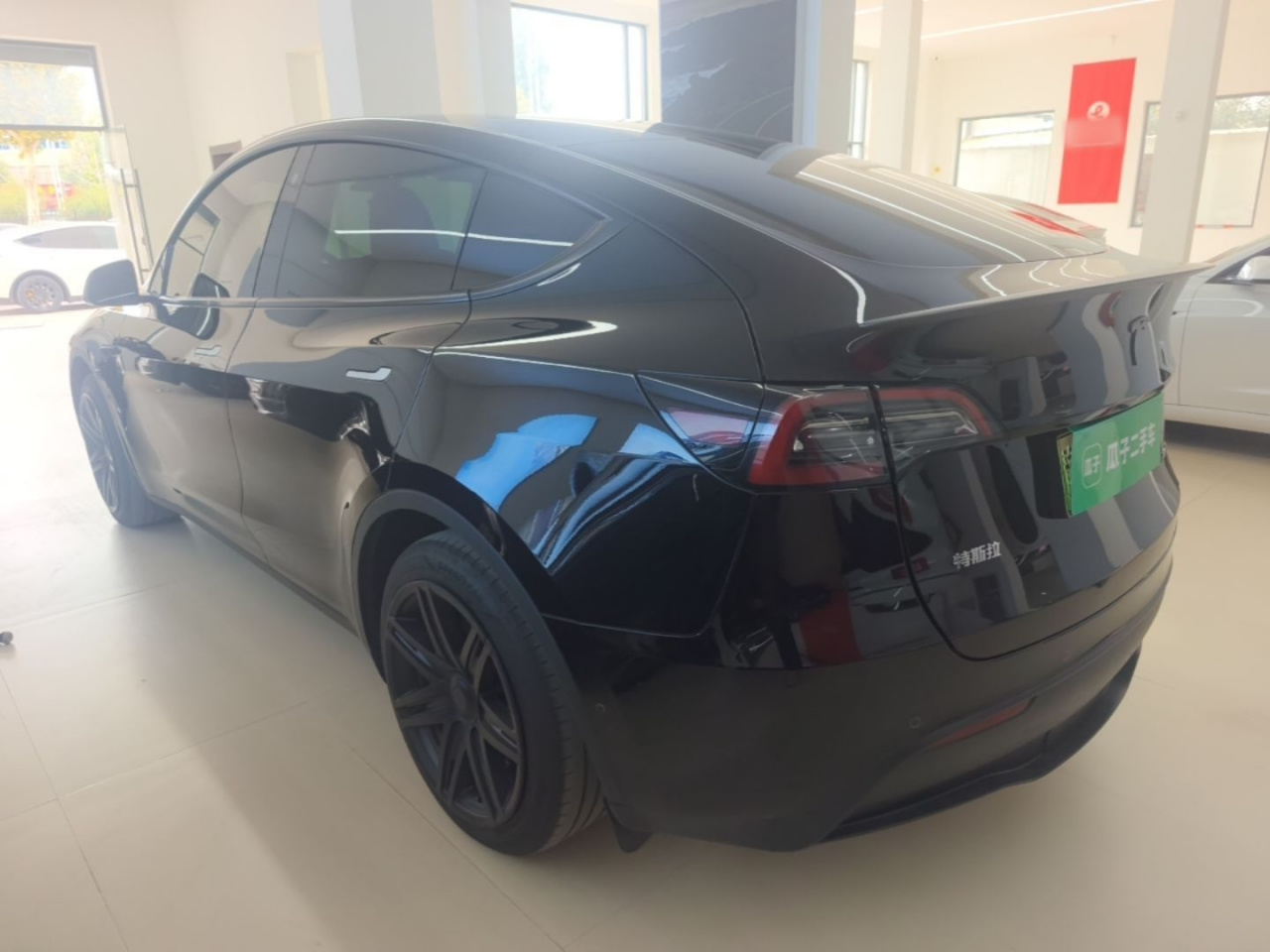Model Y 2023 RWD photo 4