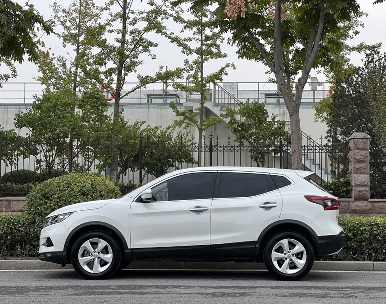 Qashqai 2019 2.0L CVT Smart photo 3