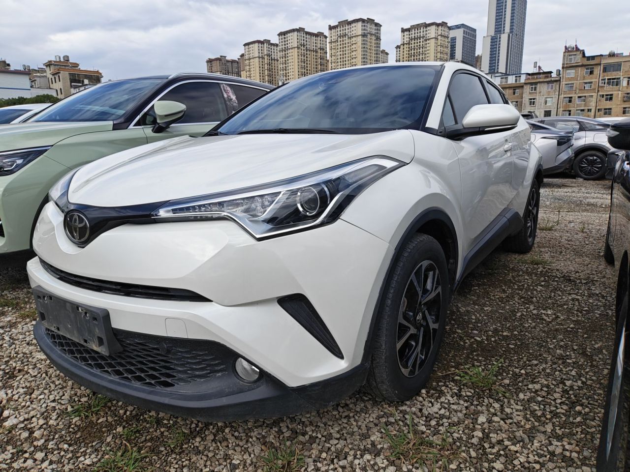 C-HR 2020 2.0L Leading